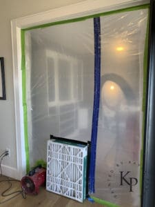 how to keep dust particles out of paint, dust in paint, how to get dust free paint finish, keeping dust out of wet paint